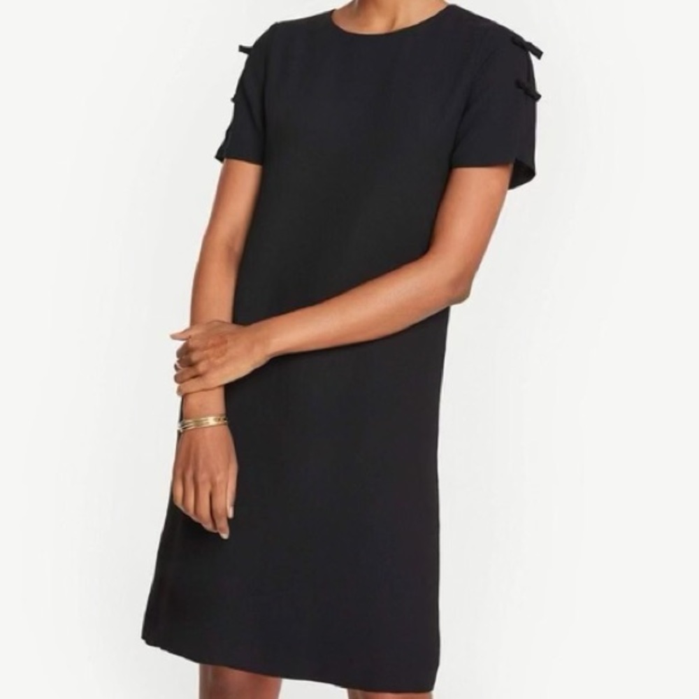 Ann Taylor- Bow Sleeve Shift Dress, Size 2